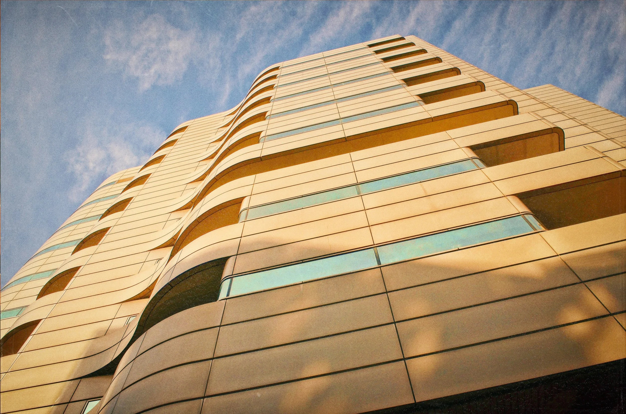 "BUILDING 4"