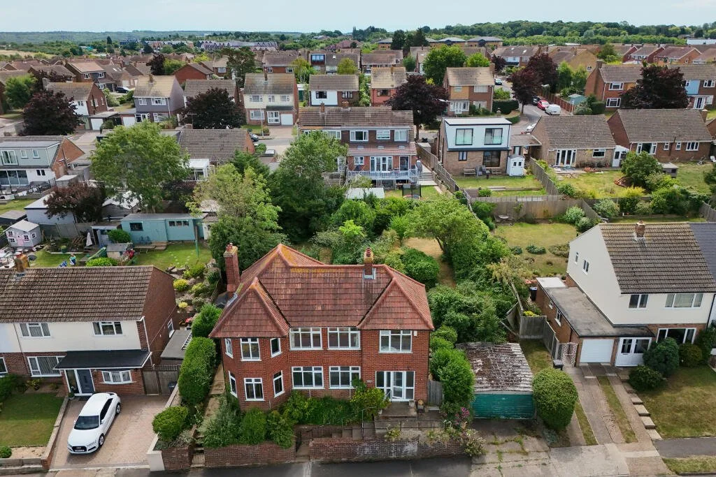 KWH 404770 Image 16.jpeg