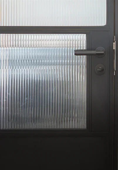 17 Blacktown Gardens Marshfield internal doors with reeded glass.webp