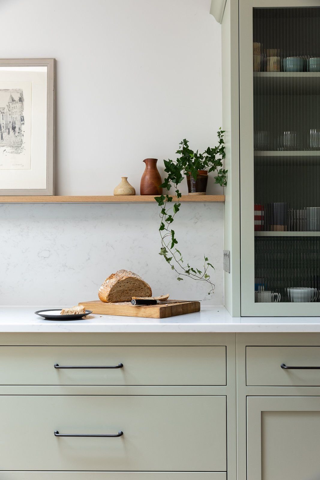 17 Blacktown Gardens Marshfield - Shaker kitchen cream and green.jpg