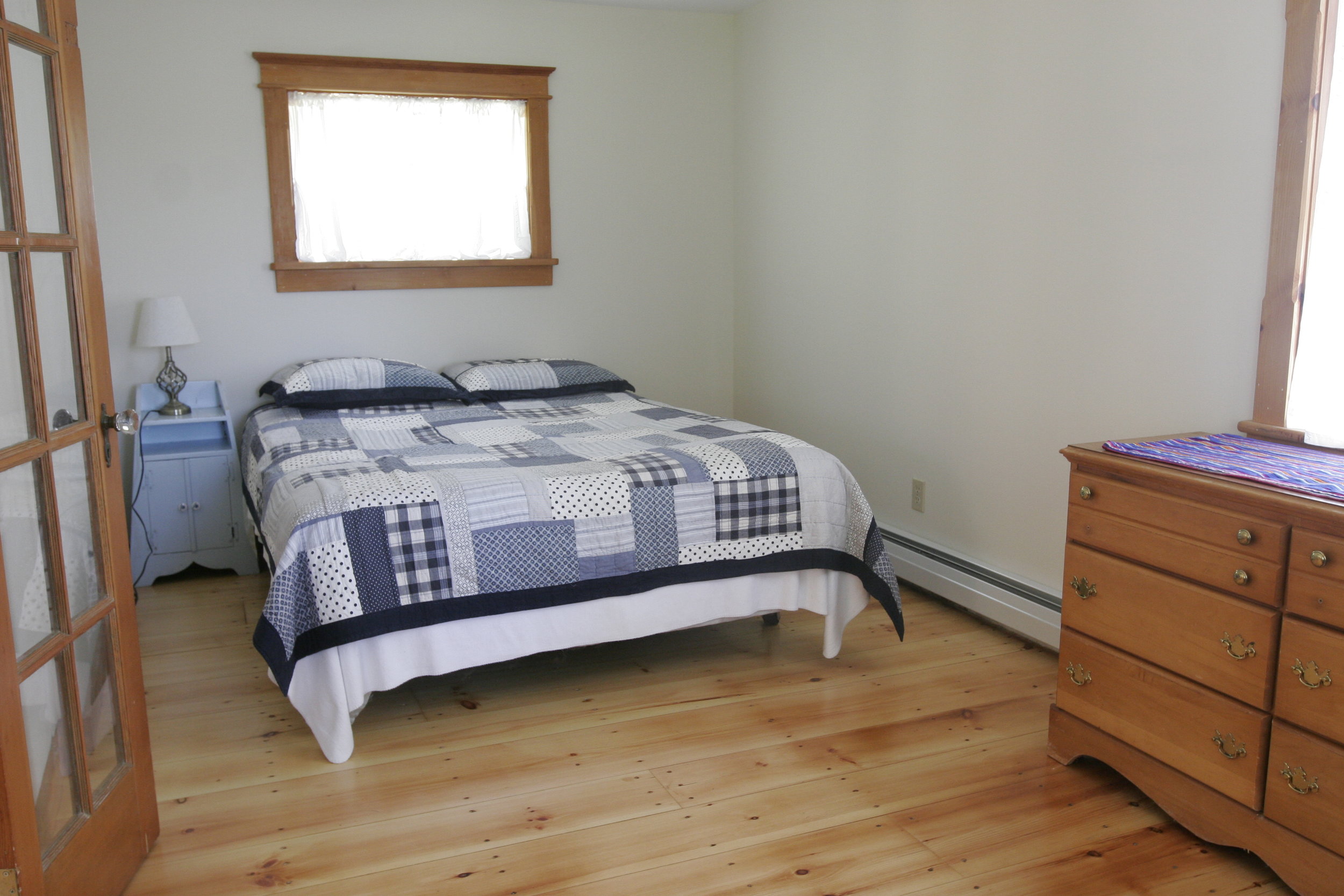 Pond House-Downstairs Bedroom.JPG