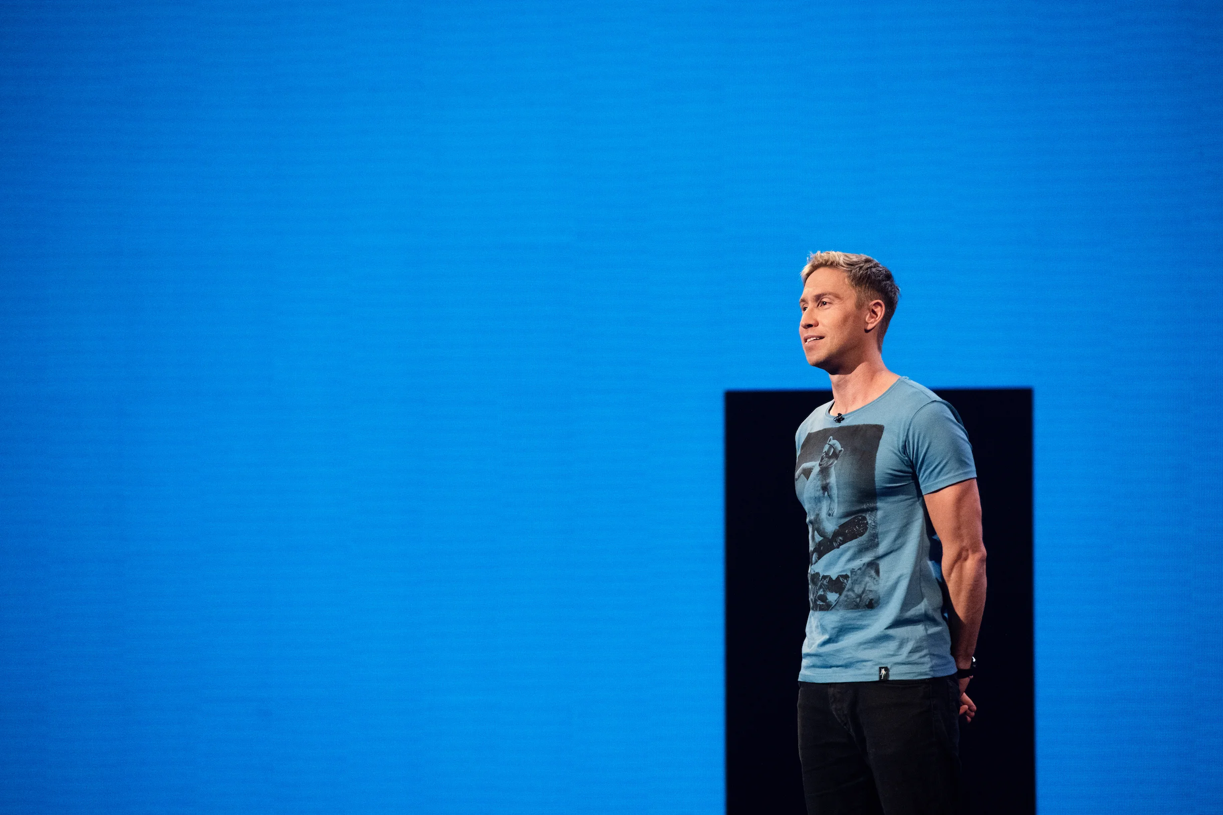 Russell Howard Hour RX 1 20170511_0082 1.jpg