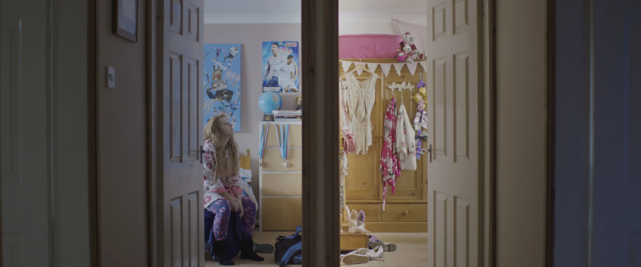 JustCharlie_6-Rooms.jpg
