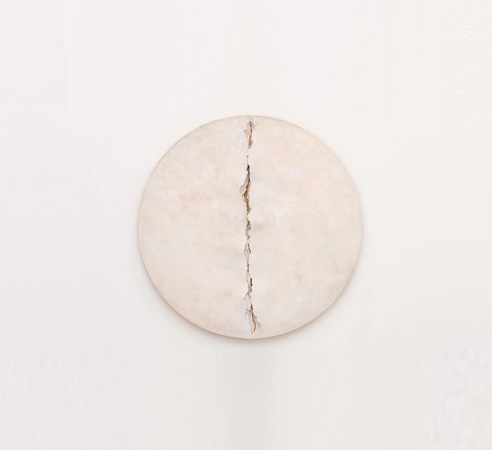 bu_99005_whitepainting_01.jpg