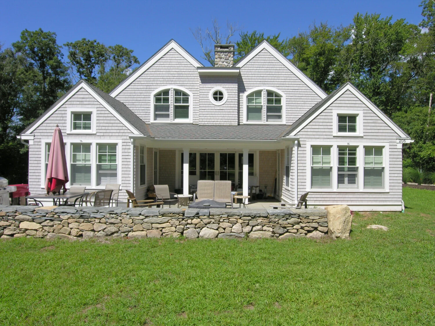 thorstudios_tiverton_patio.jpg