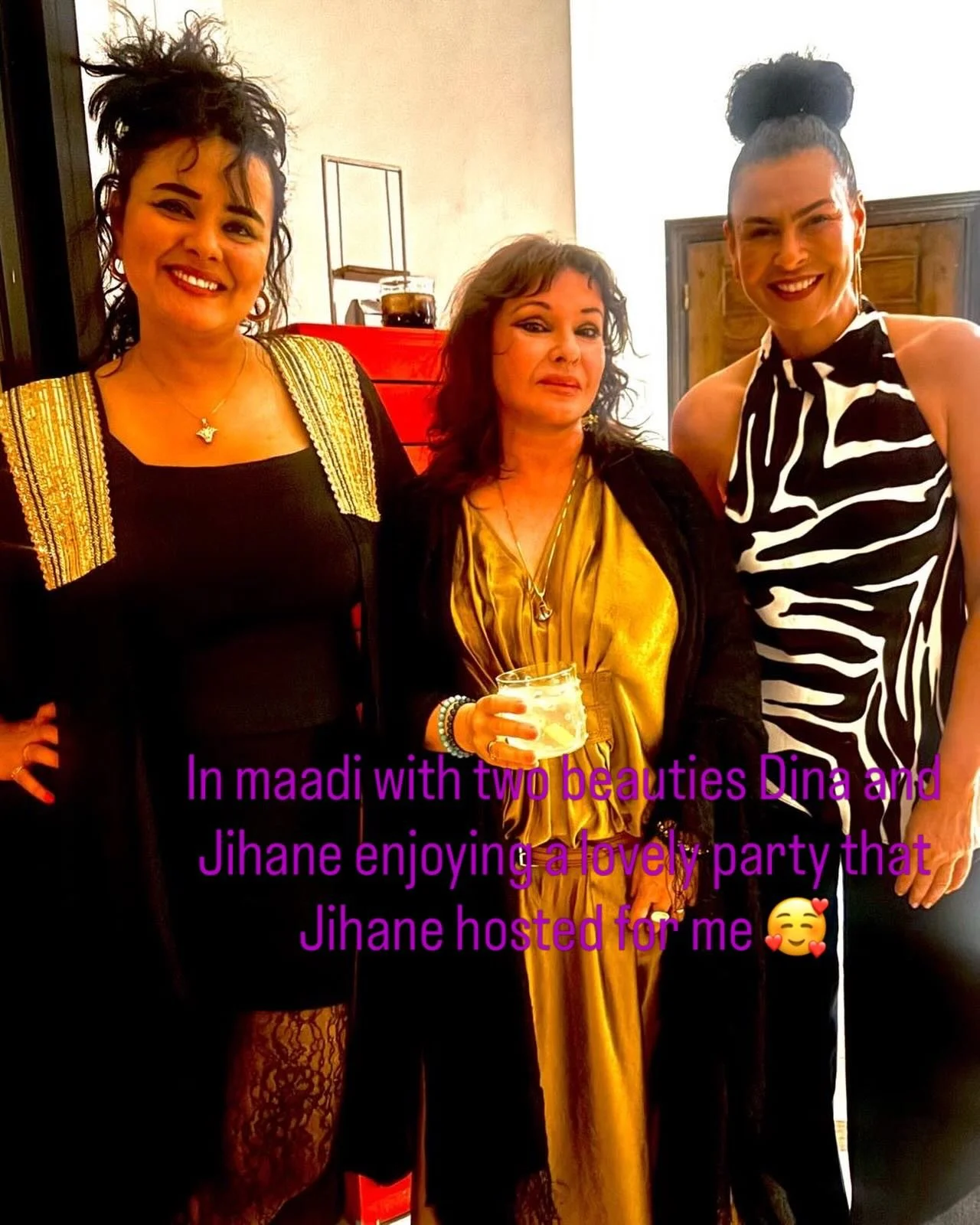 Fantastic time in Cairo after a long time of absence, so happy to catch up with good friends and fam, Jihane kindly hosted a party for me and I met some lovely new people for the first time one of which is the very talented Artist/singer @dina.elwedi