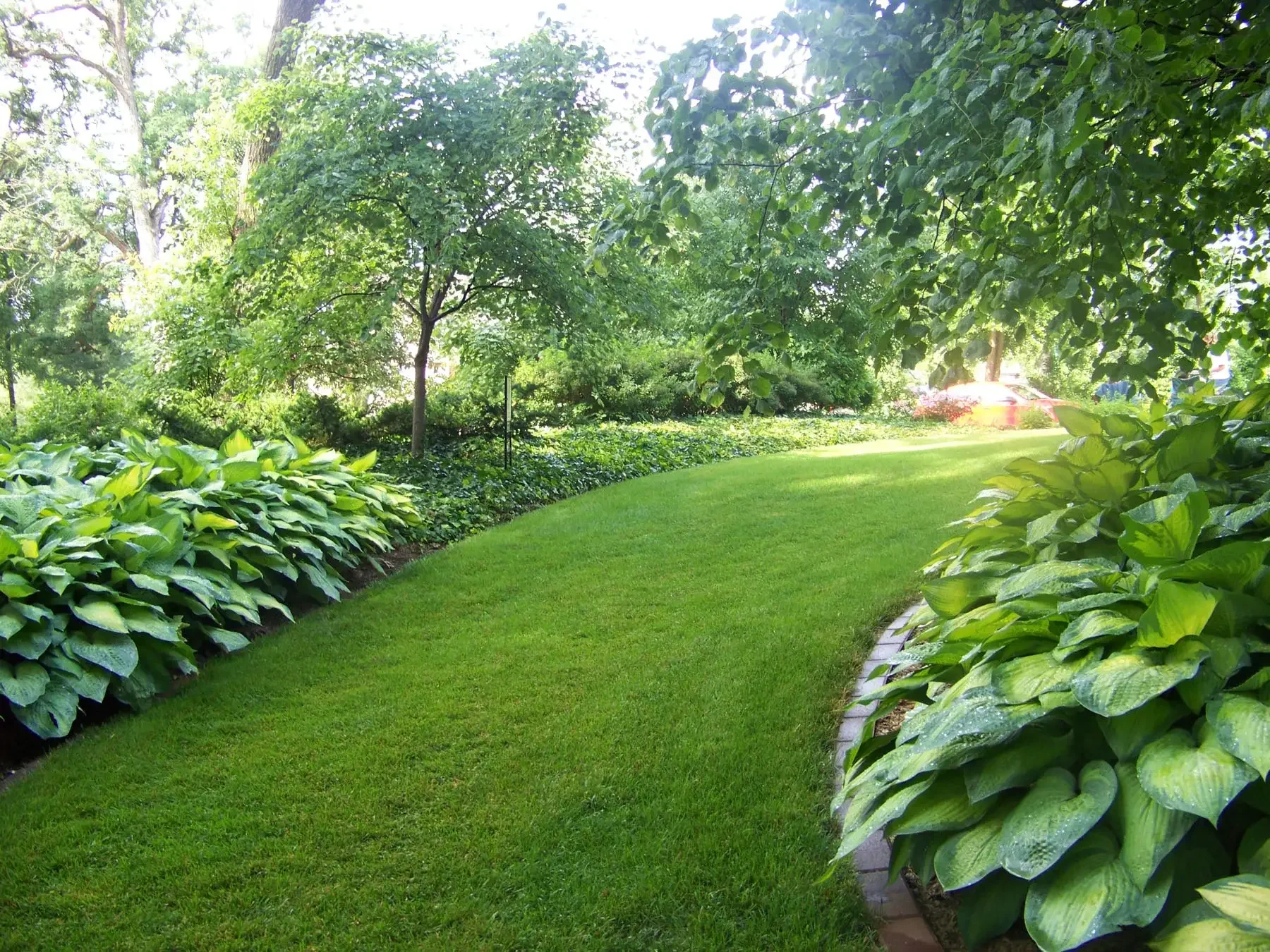Garden and planting design by Green View, Central Illinois