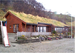 Askrova Skule - Tømming av inventar!