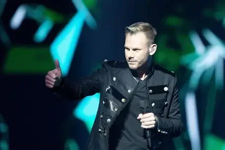 Tom Hugo - Trubadurkveld!