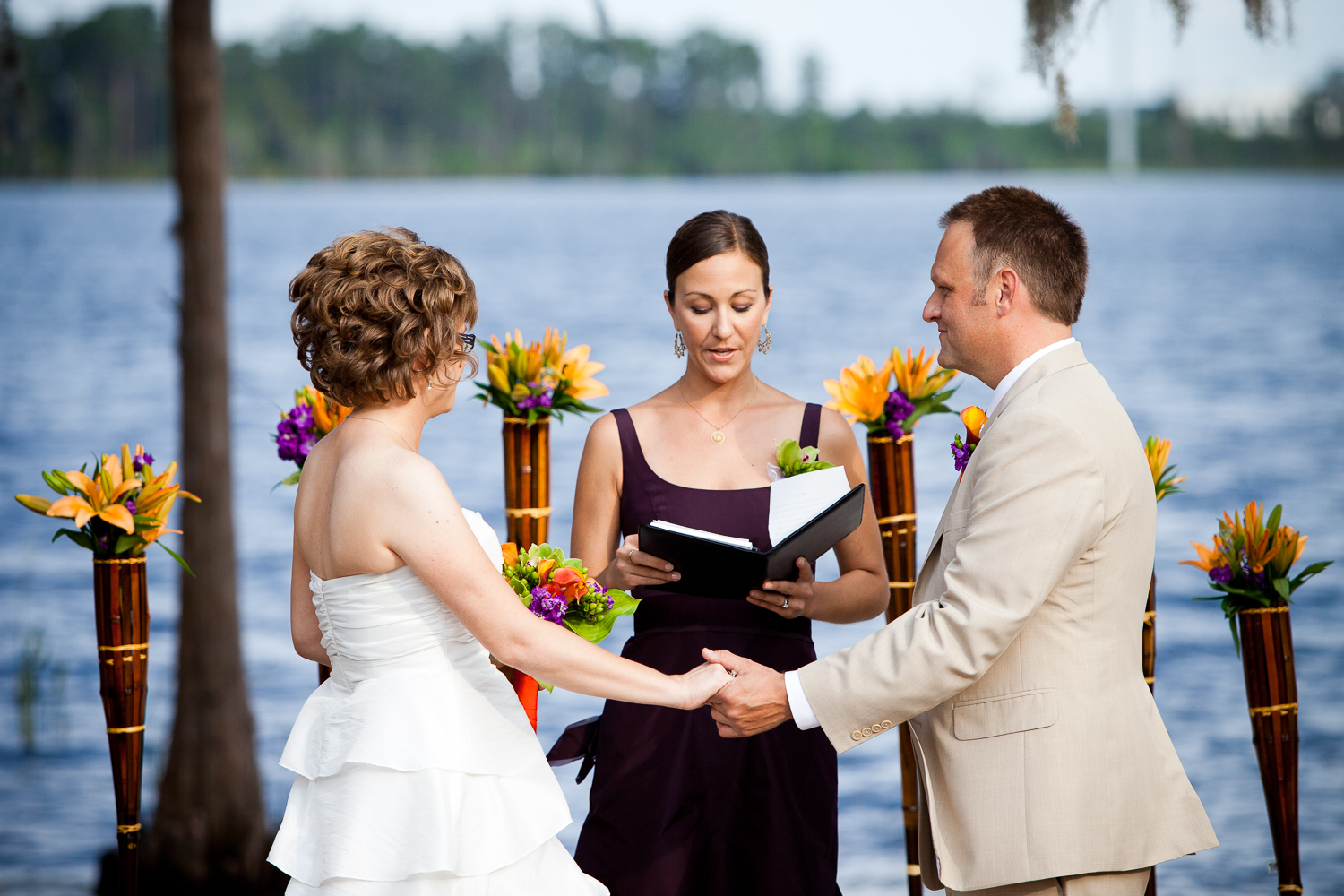  Florida orange-themed wedding at Paradise Cove, Orlando 