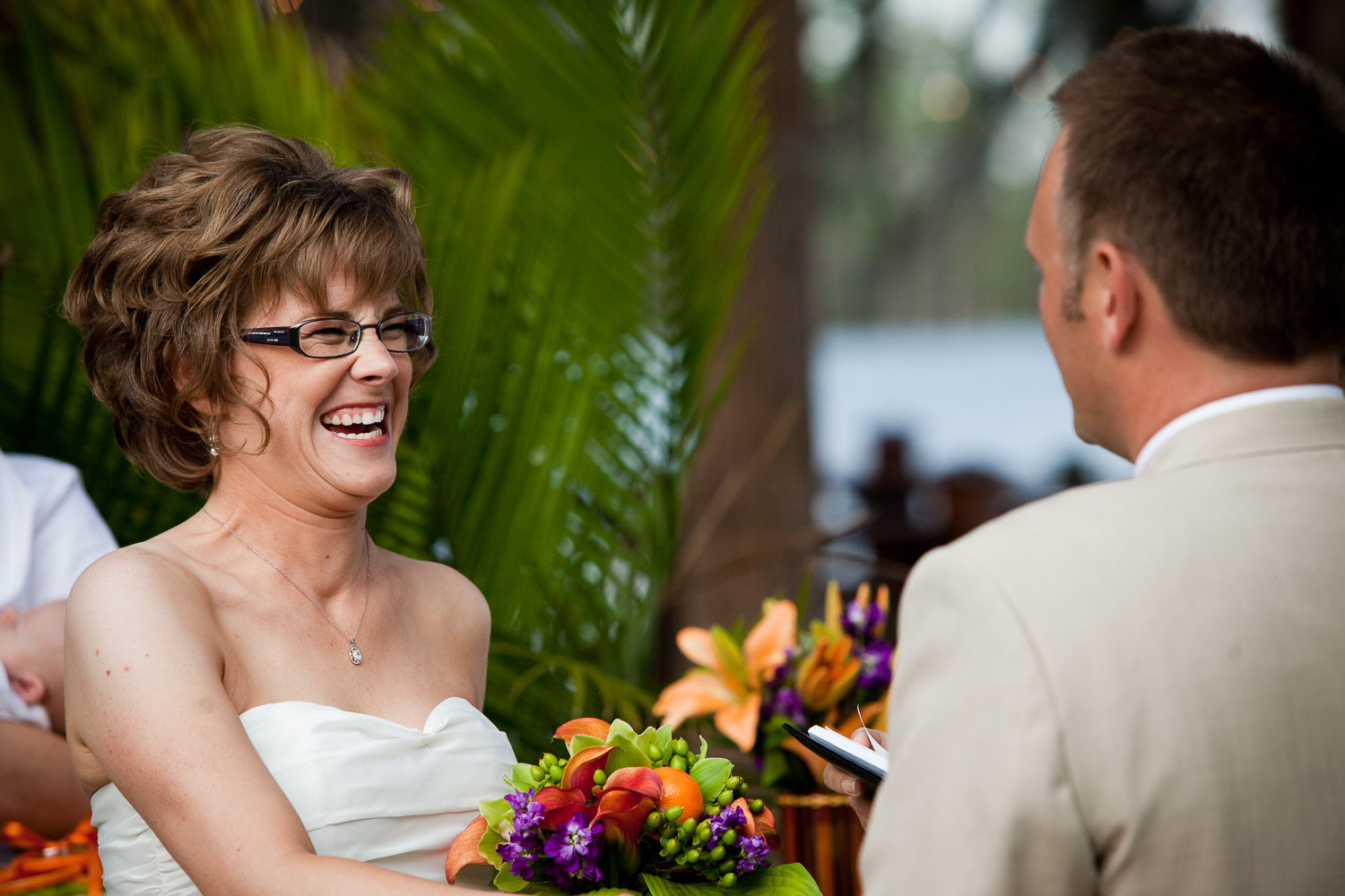  Florida orange-themed wedding at Paradise Cove, Orlando 