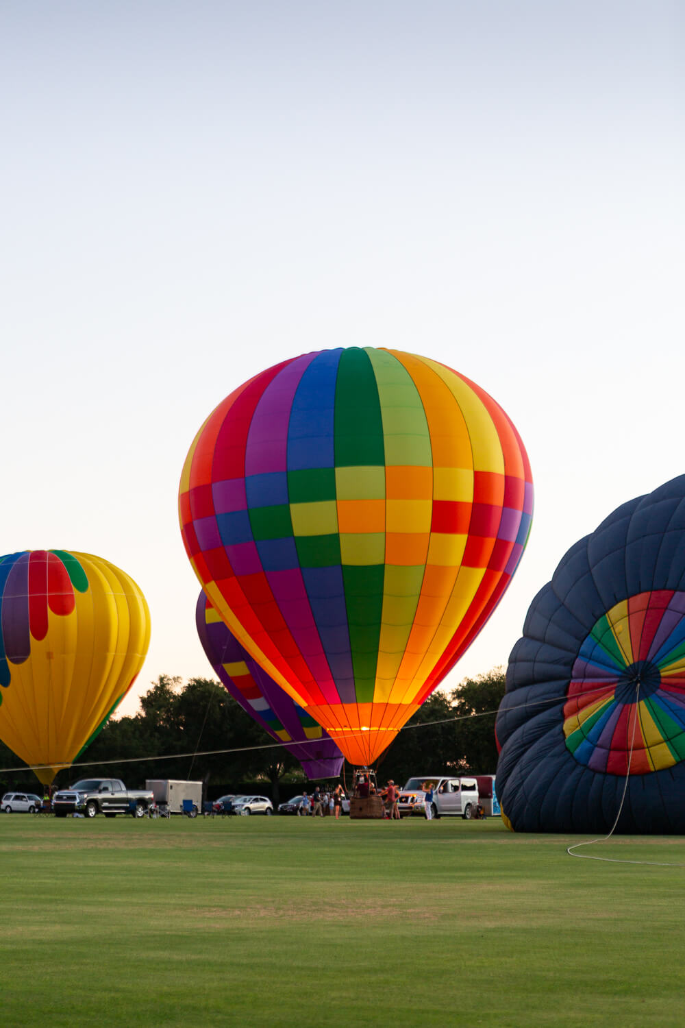  hot air balloon and balloon glow photos from the 2019 Villages Polo Club Hot Air Balloon Festival 