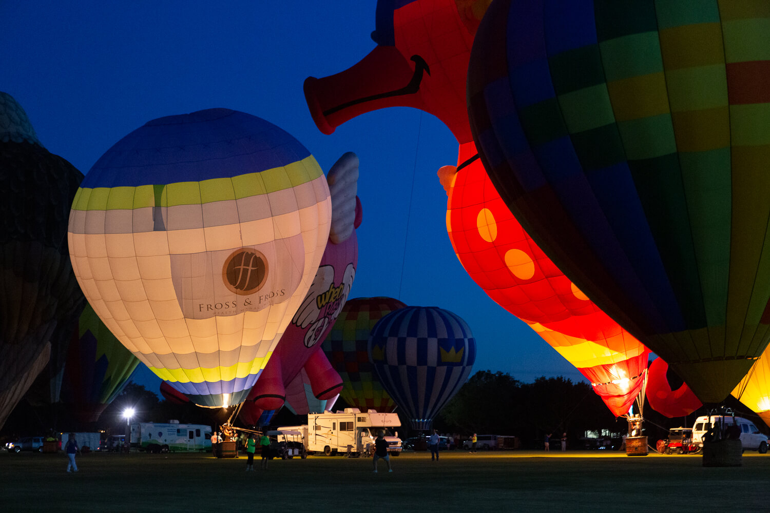  hot air balloon and balloon glow photos from the 2019 Villages Polo Club Hot Air Balloon Festival 