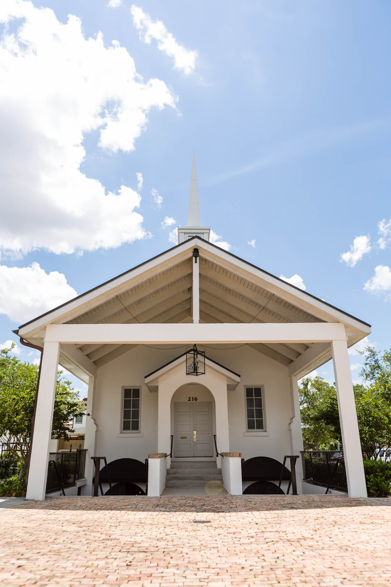  wedding photos from Amanda and Ryan's surprise wedding at Winter Park Florida's Chapel & Cellar wedding venue 