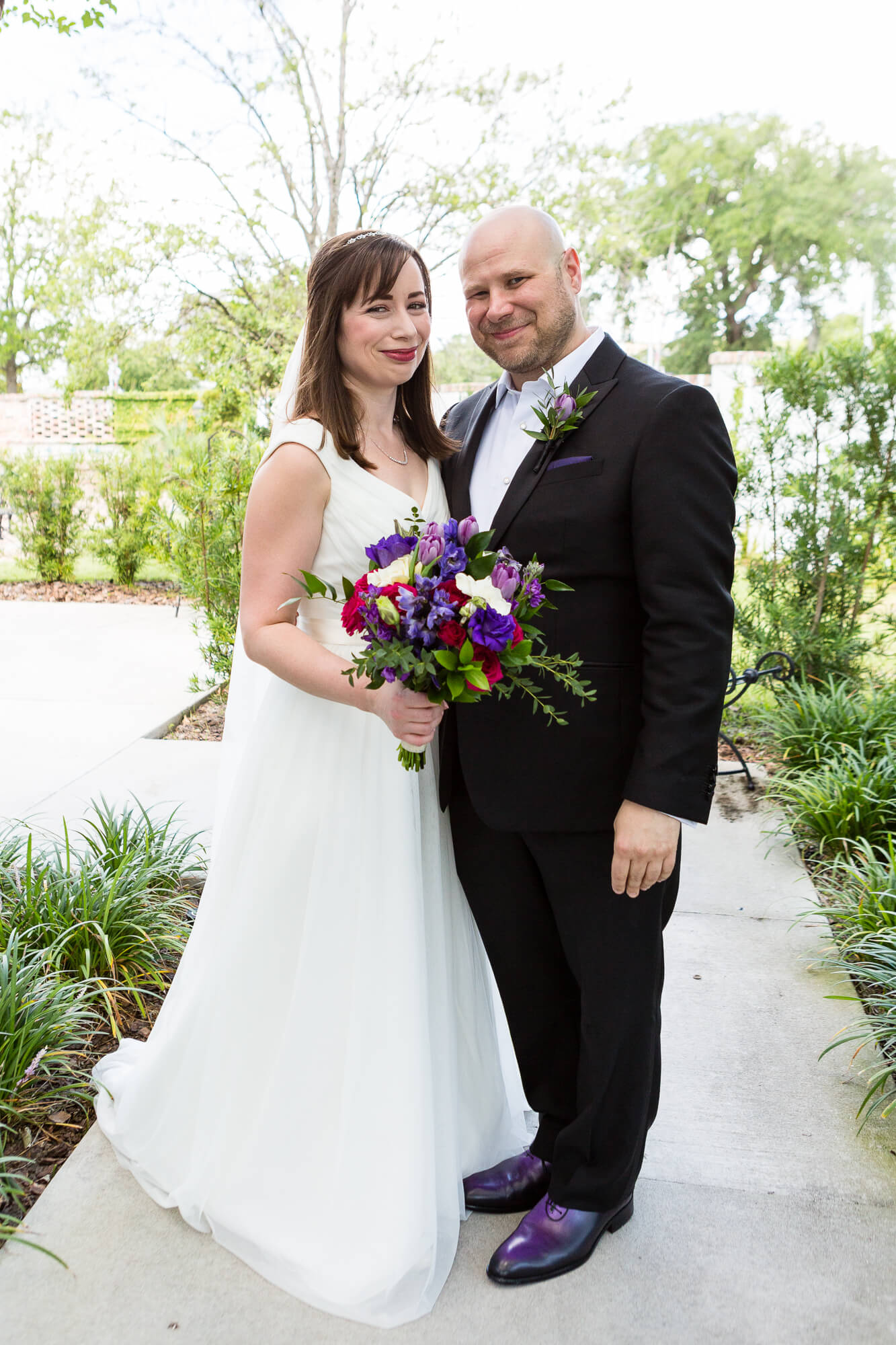  wedding photos from Amanda and Ryan's surprise wedding at Winter Park Florida's Chapel & Cellar wedding venue 