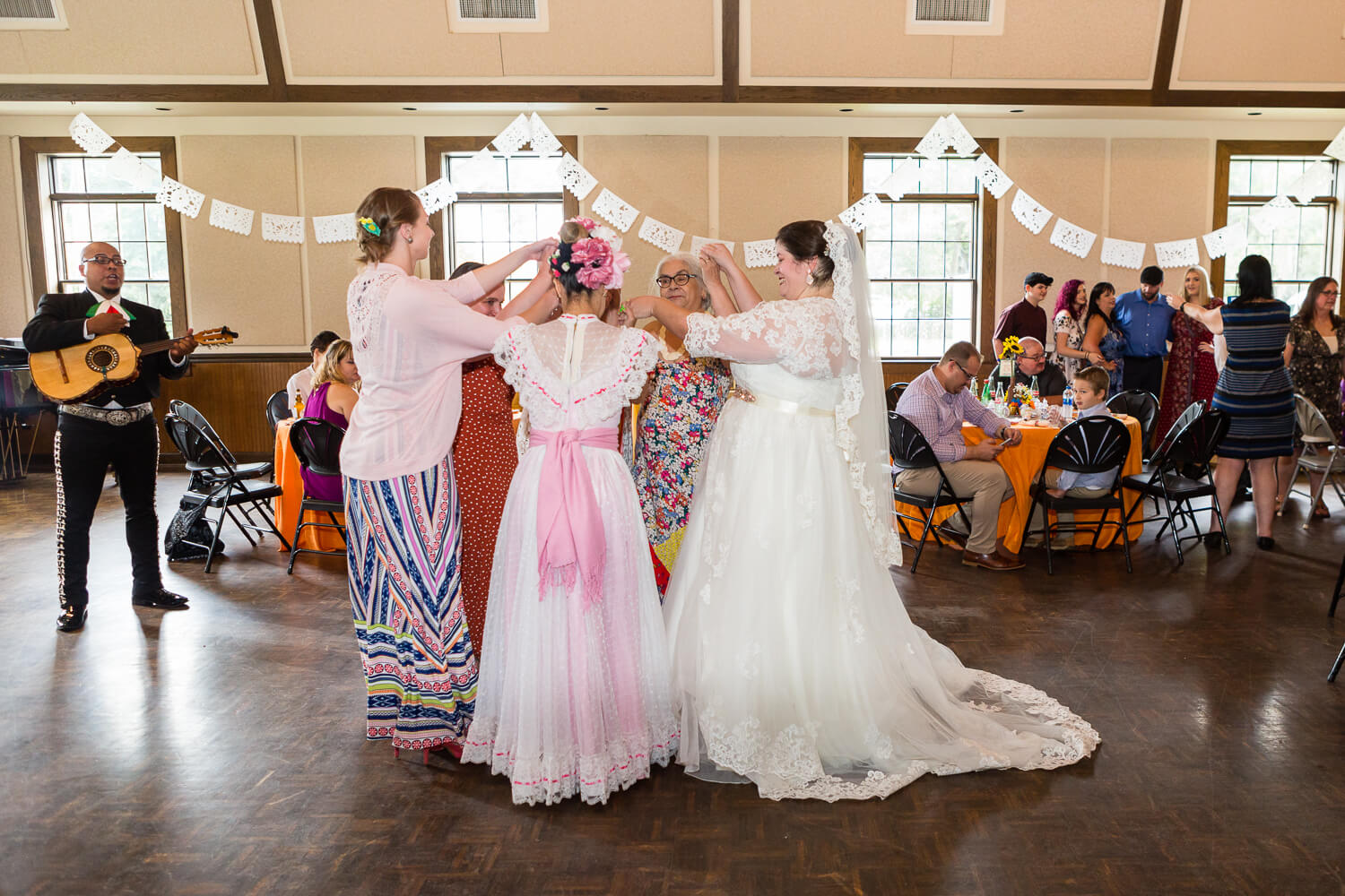  St. Michael's Episcopal Church wedding photos 