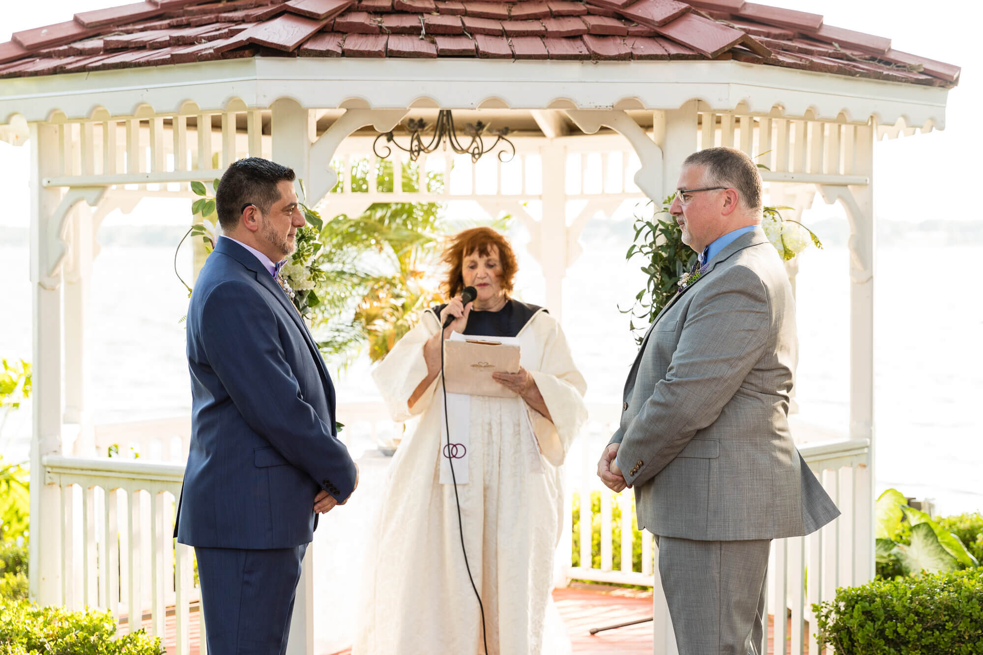  same sex wedding at Town Manor on the Lake B&B 