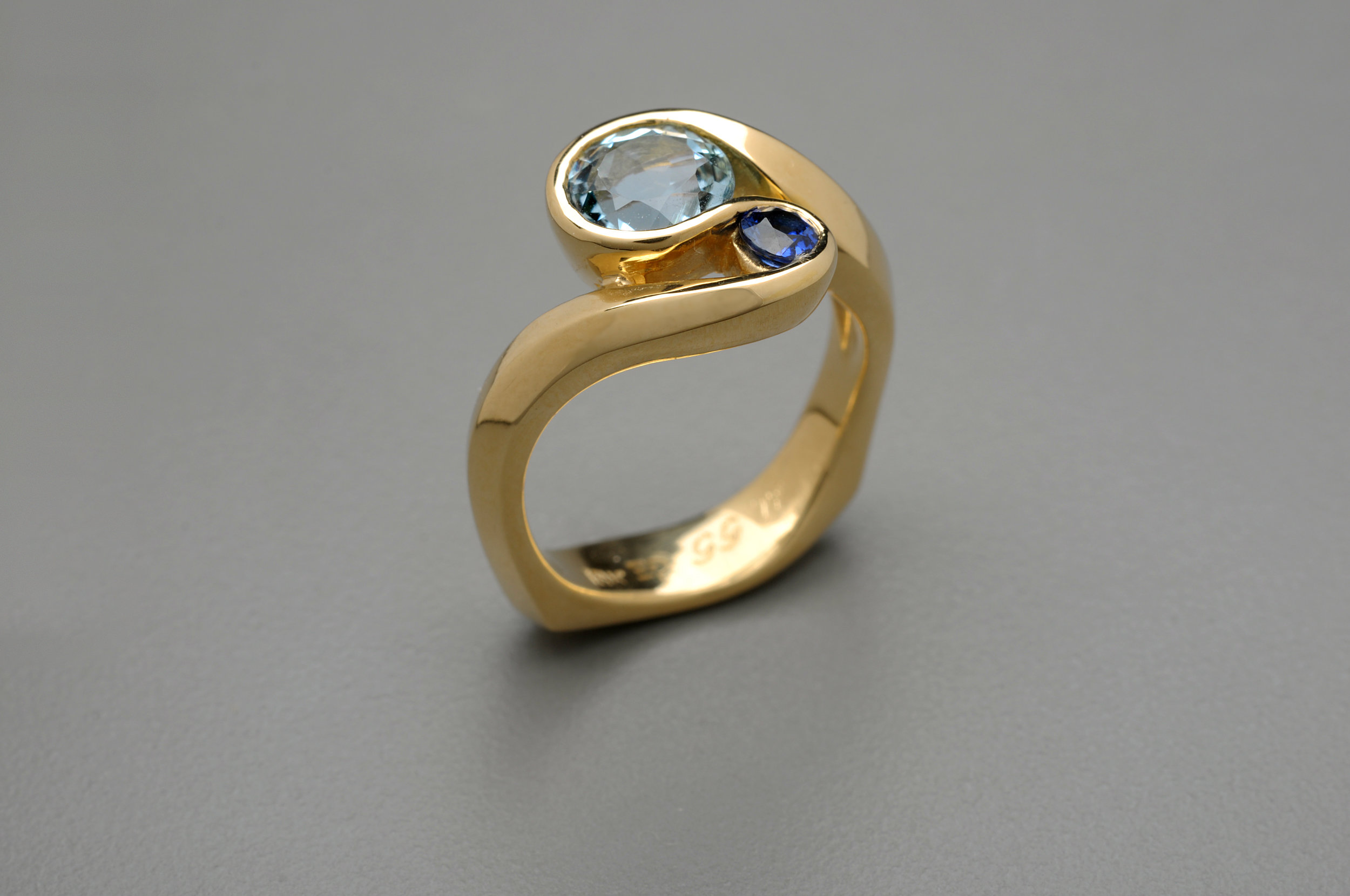 "Swing" Ring