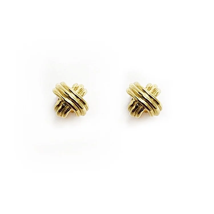 Item-GoldStudEarrings.jpg