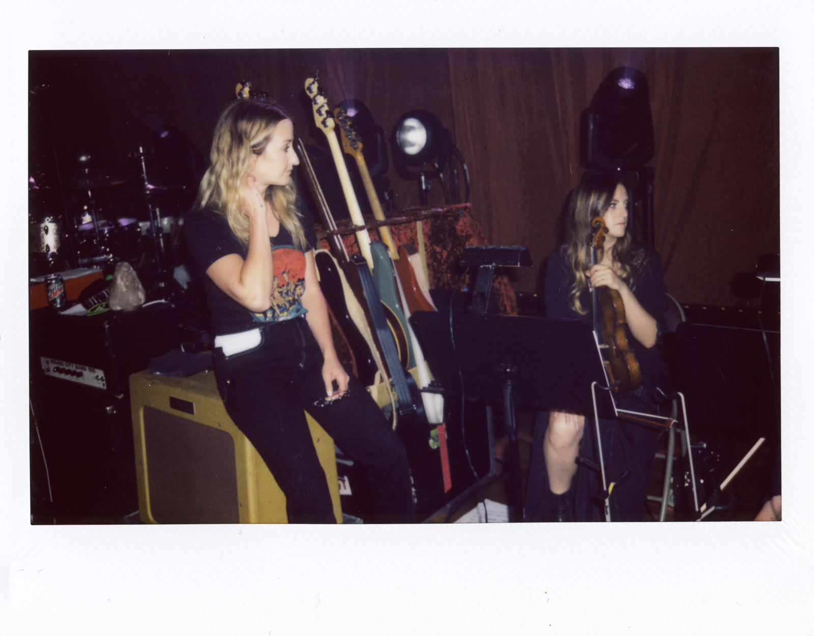  Margo talking with strings players during soundcheck 