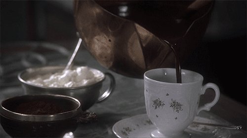 THE CAFÉ EXPERIENCE IN NAPLES