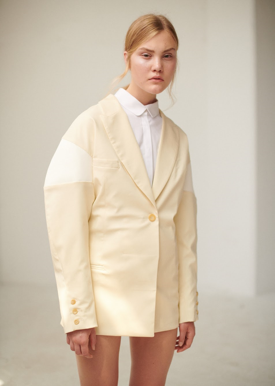 2132 jacket with shoulder piece.png