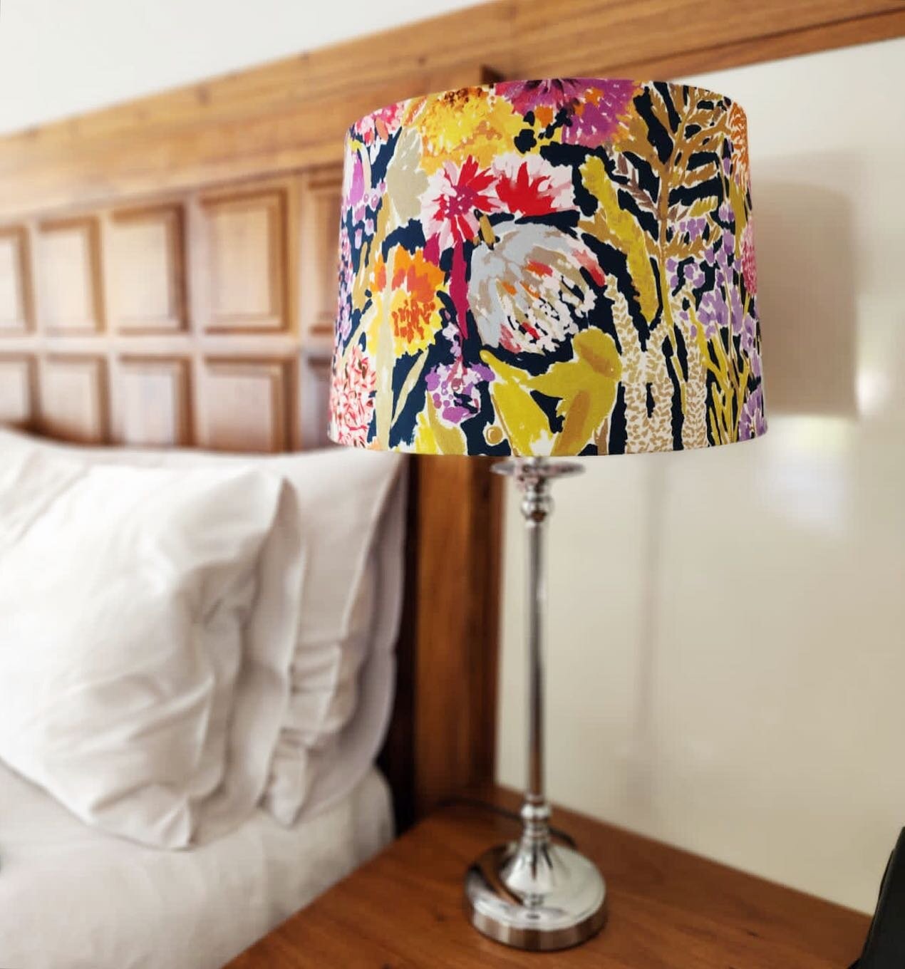 At Inca Interiors, we believe that every detail matters when it comes to interior decorating, and that includes lampshades.

Recovering lampshades is a transformative process that can breathe new life into a tired or outdated piece.

#incainteriors #