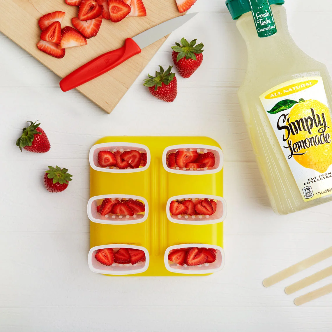 Simply_FB_Carousel_Lemonade_02.jpg