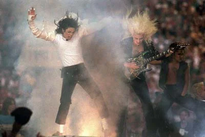 jennifer-batten-michael-jackson.jpg