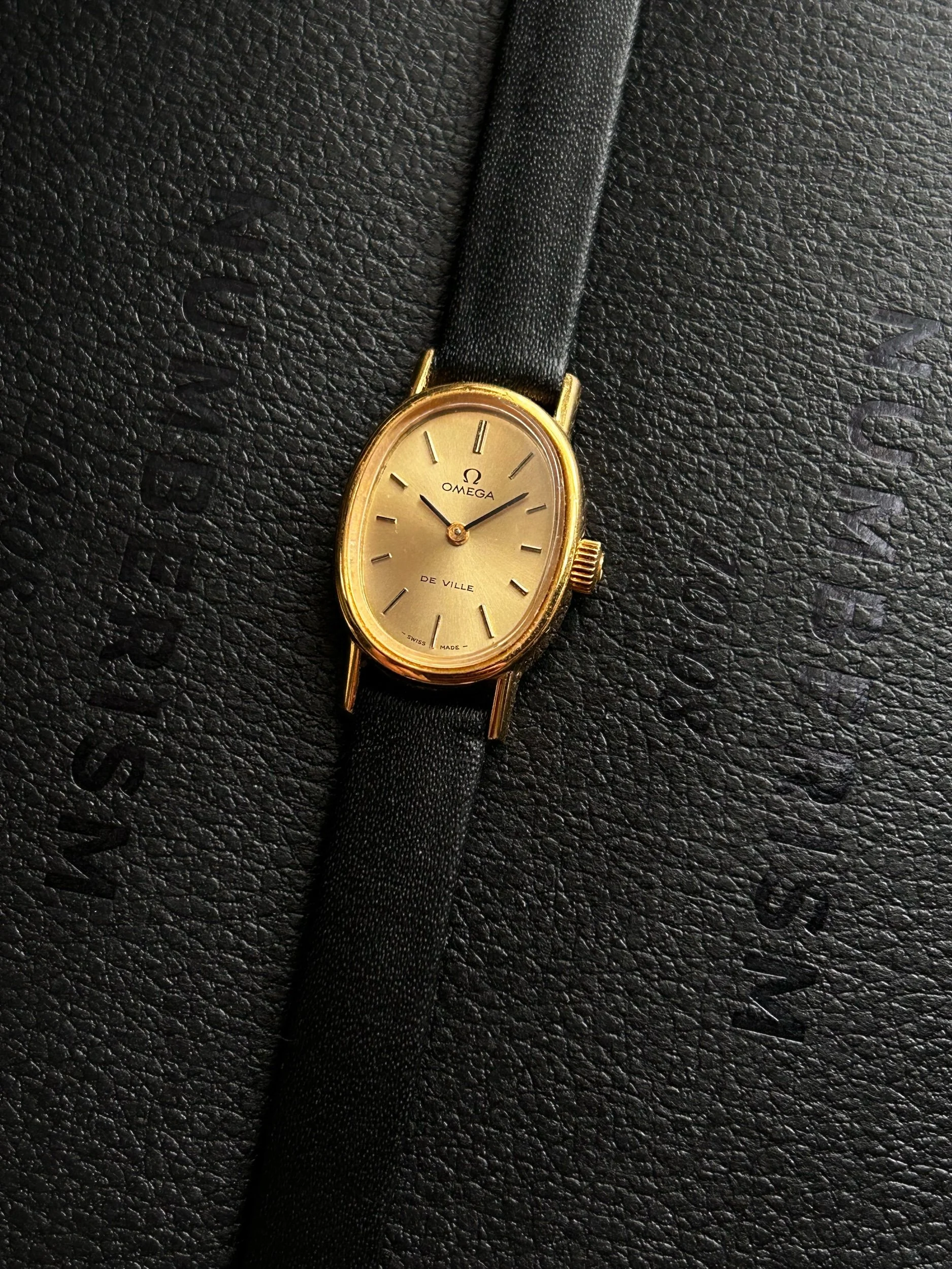 中古欧米茄女表手动Manual wind Preloved Omega De ville oval shape