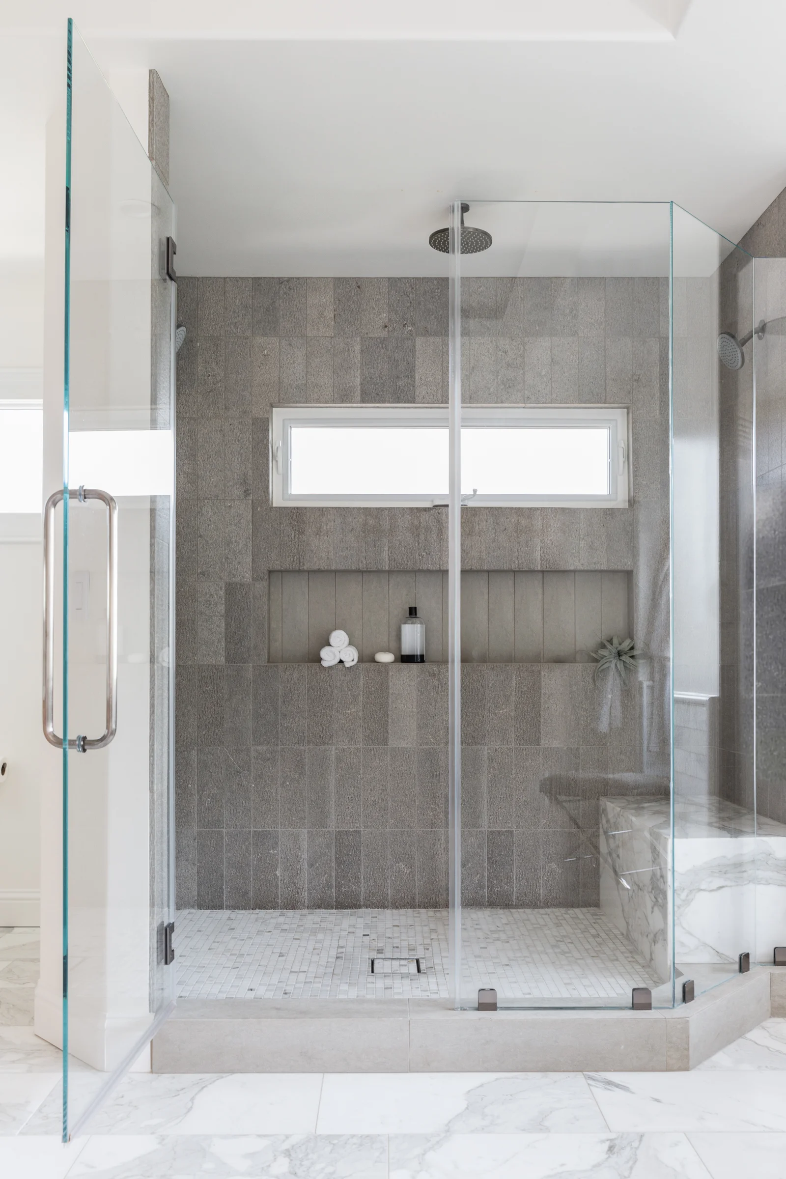 lanemcnab_dawnst_masterbath-2.jpg