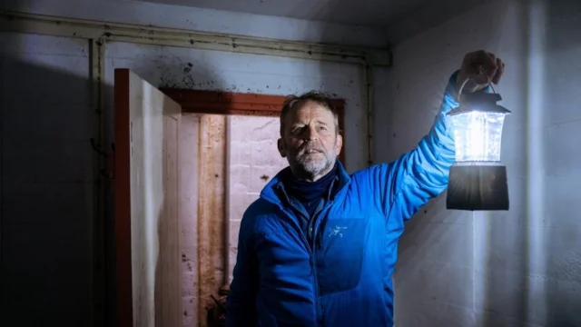 Episode 3 - War Presenter Cormac Ó hÁdhmaill surveys the remarkable subterranean relics of war across Ulster, from 19th century coastal forts in Donegal, to urban WW2 air raid shelters, and a Cold War bunker in Portadown.