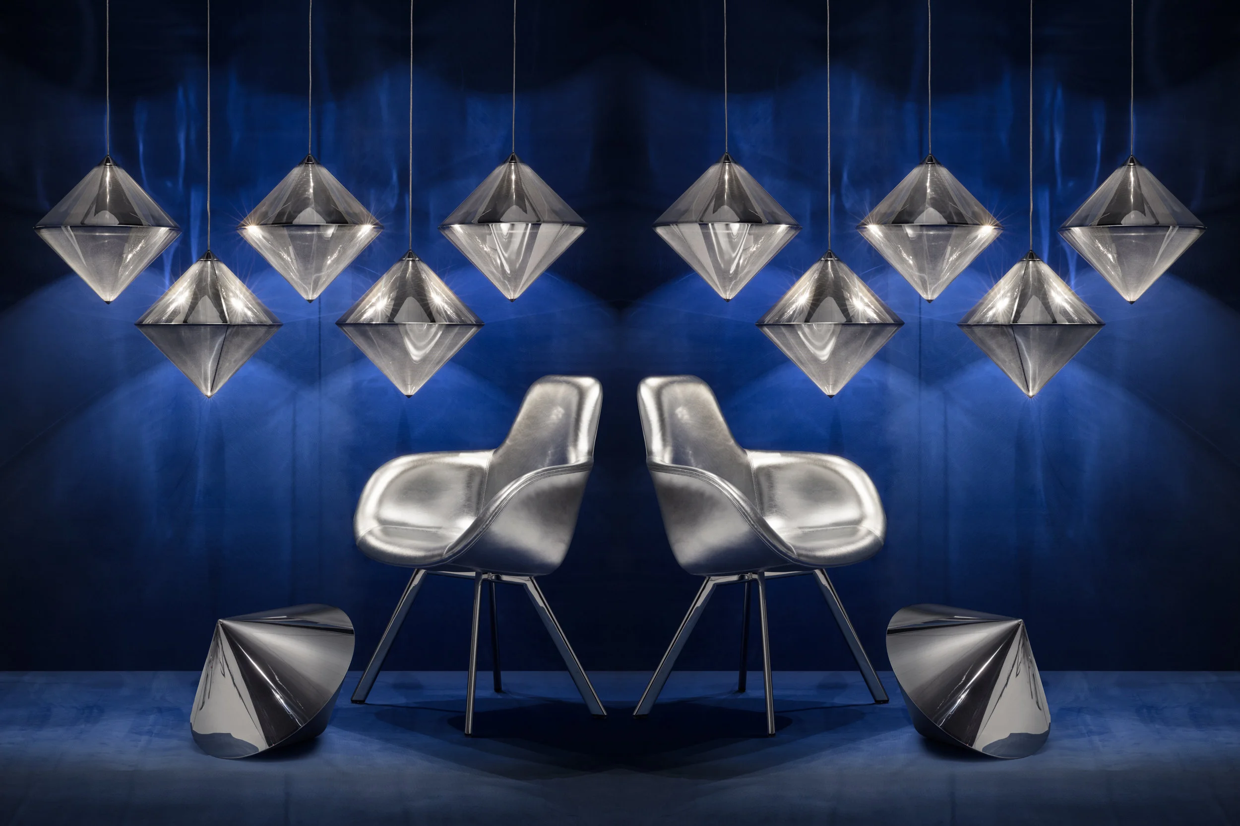 Top and Scoop High Back landscape mirror image.jpg
