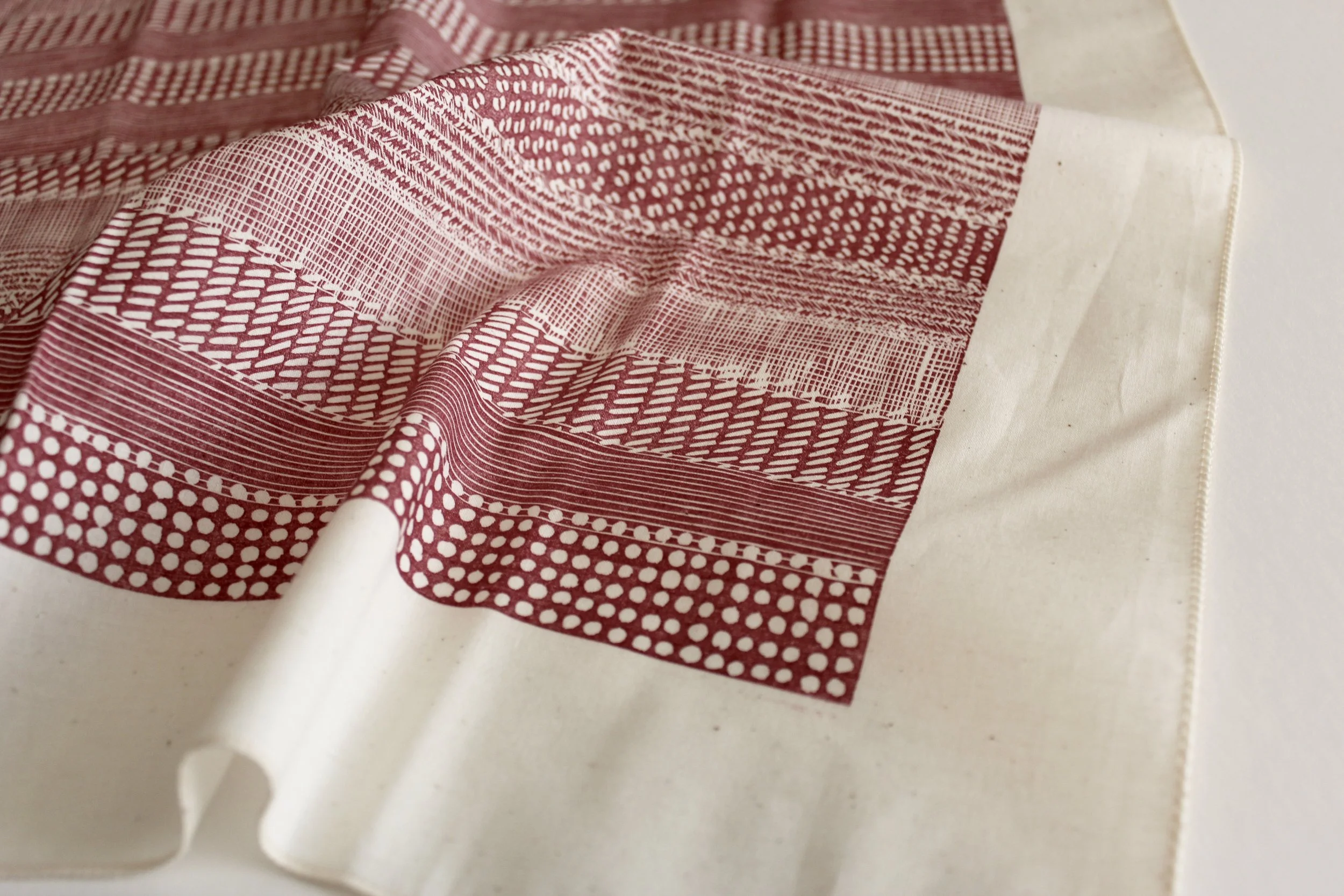 Natural w/ burgundy design