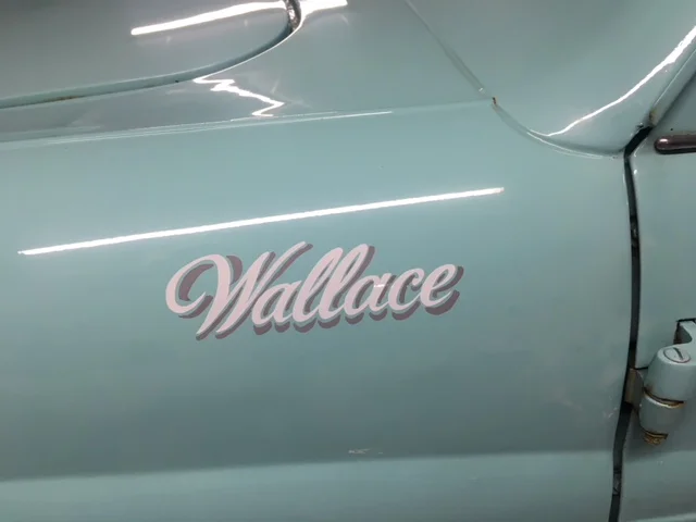 "Wallace" gets a paint job @radioscilly @VisitIOS @thisisscilly @scillyTIC