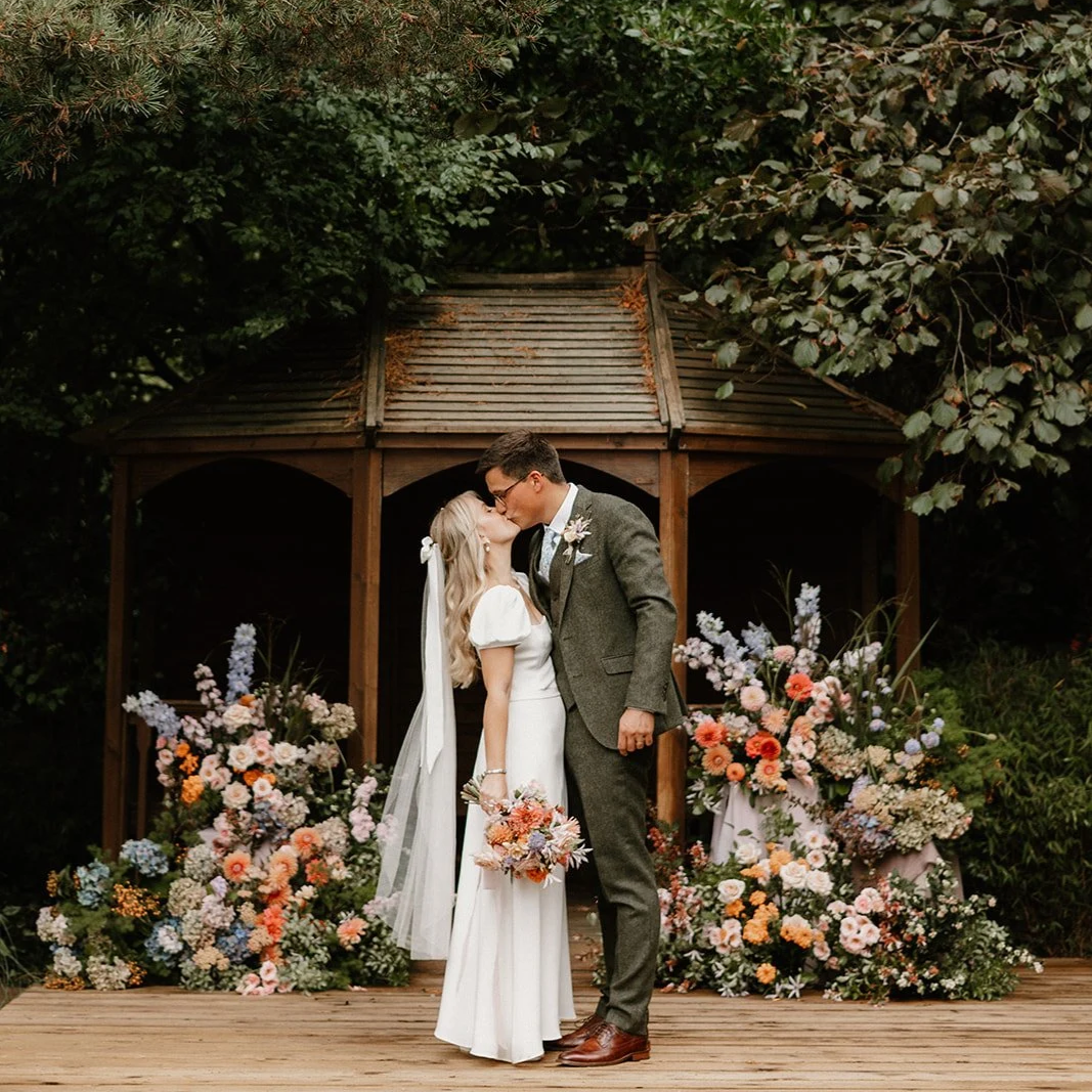 Norfolk Wedding Florist flowers. Suffolk wedding flowers florist.
