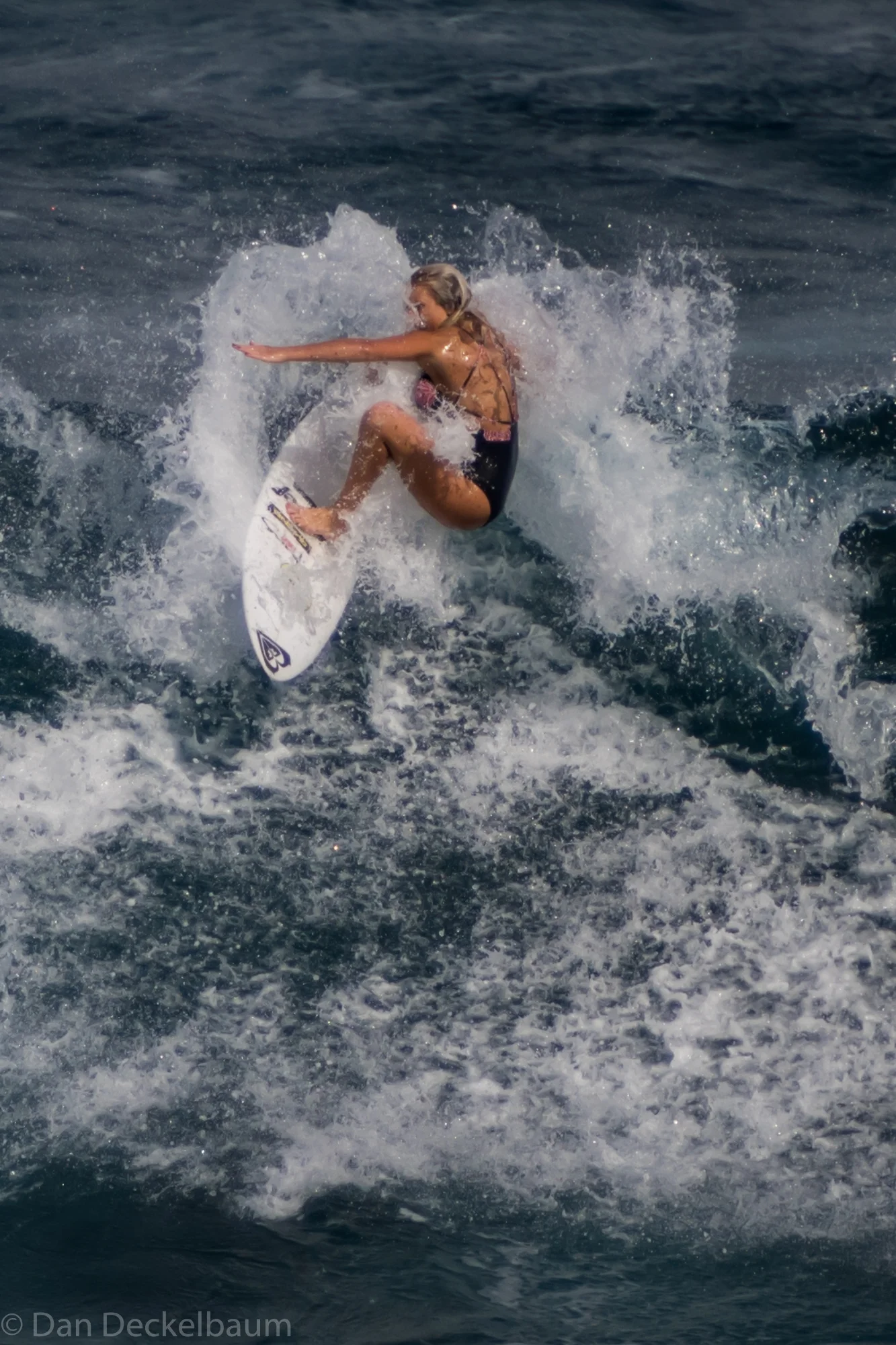 Hookipa surfing Dec 2017-158.jpg