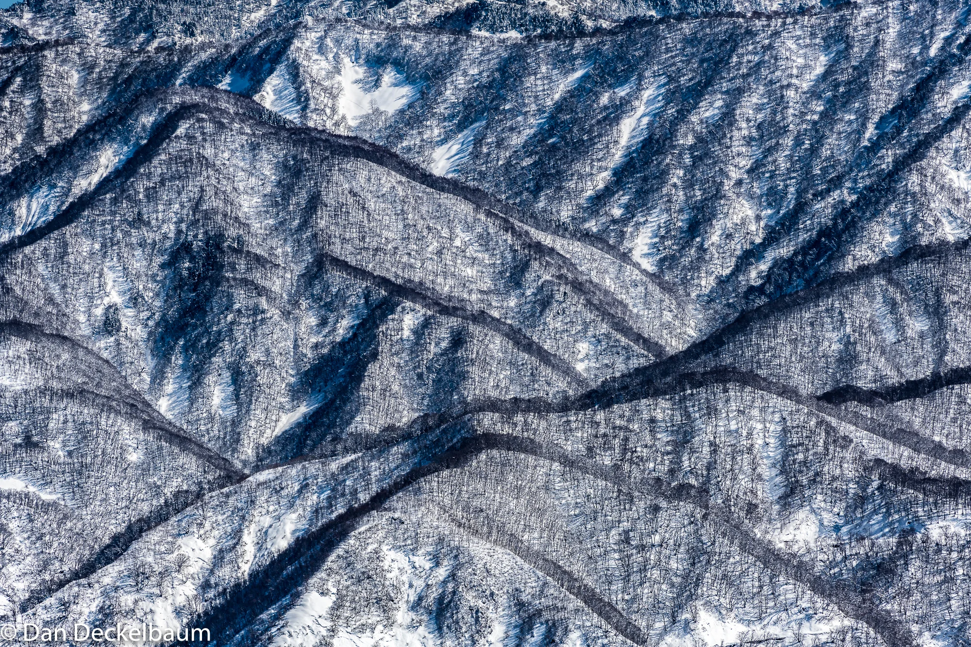 Japan skiing-2-2.jpg