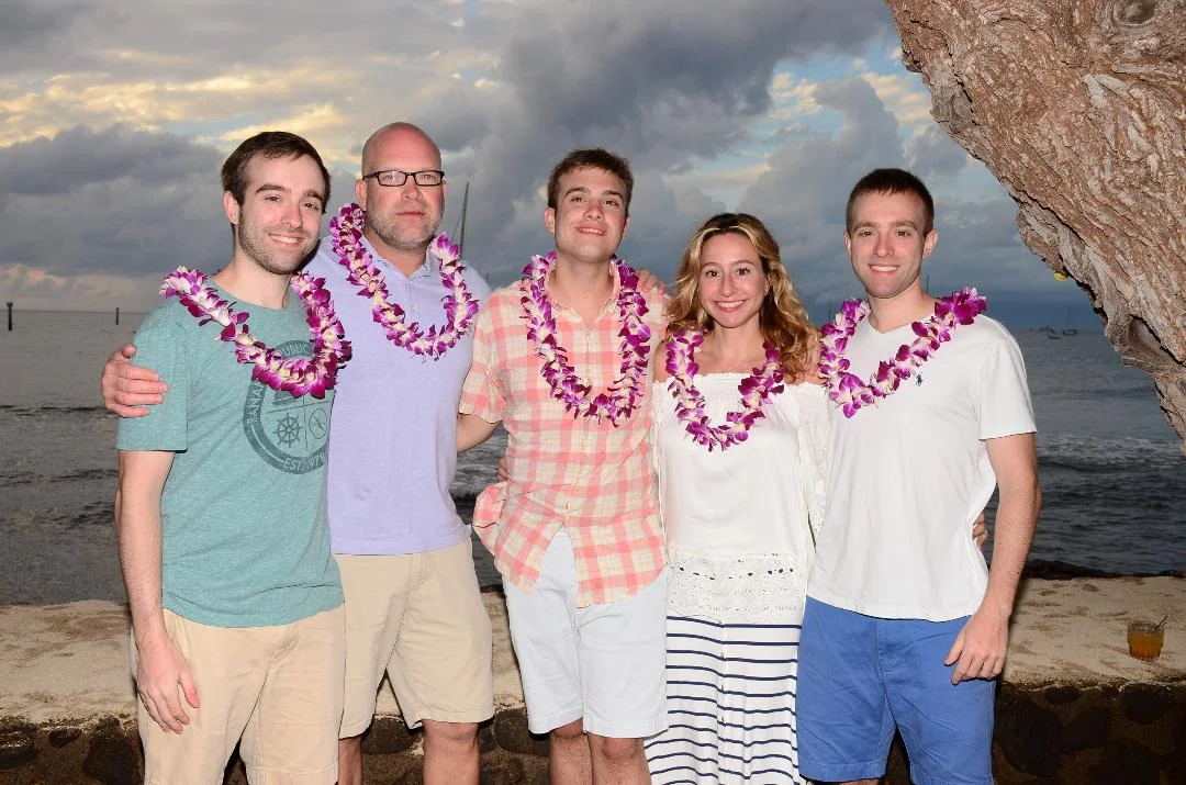 Maui 2018 family photo.jpg