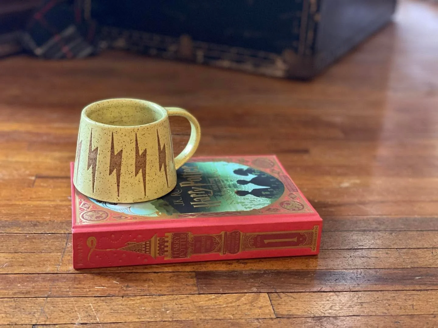 Just a few tickets remain for Saturday&rsquo;s Harry Potter Book Trivia! 

Peeves, Winky, Quidditch&hellip;we&rsquo;re quizzing you on things the movies missed plus all your favorite, iconic moments.

Come play with us! https://www.westonwinecompany.