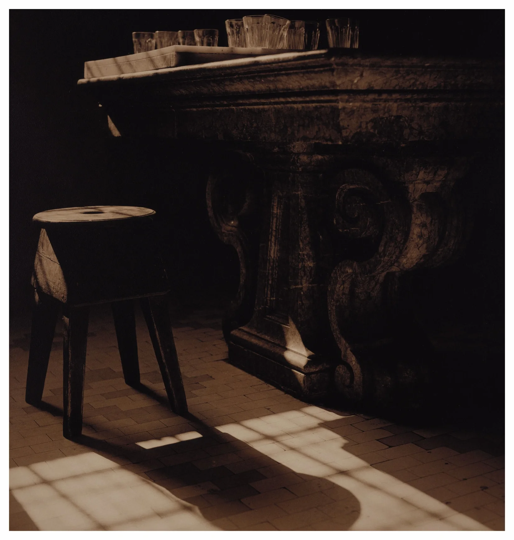 STOOL.jpg