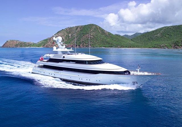 When insuring a luxury yacht, Robinson Strategic Advisors make sure that each client has the coverage that they need and want. We ensure that there are no gaps in coverage ie excess umbrella coverage, fine arts and valuables coverage. Enjoy the ride 