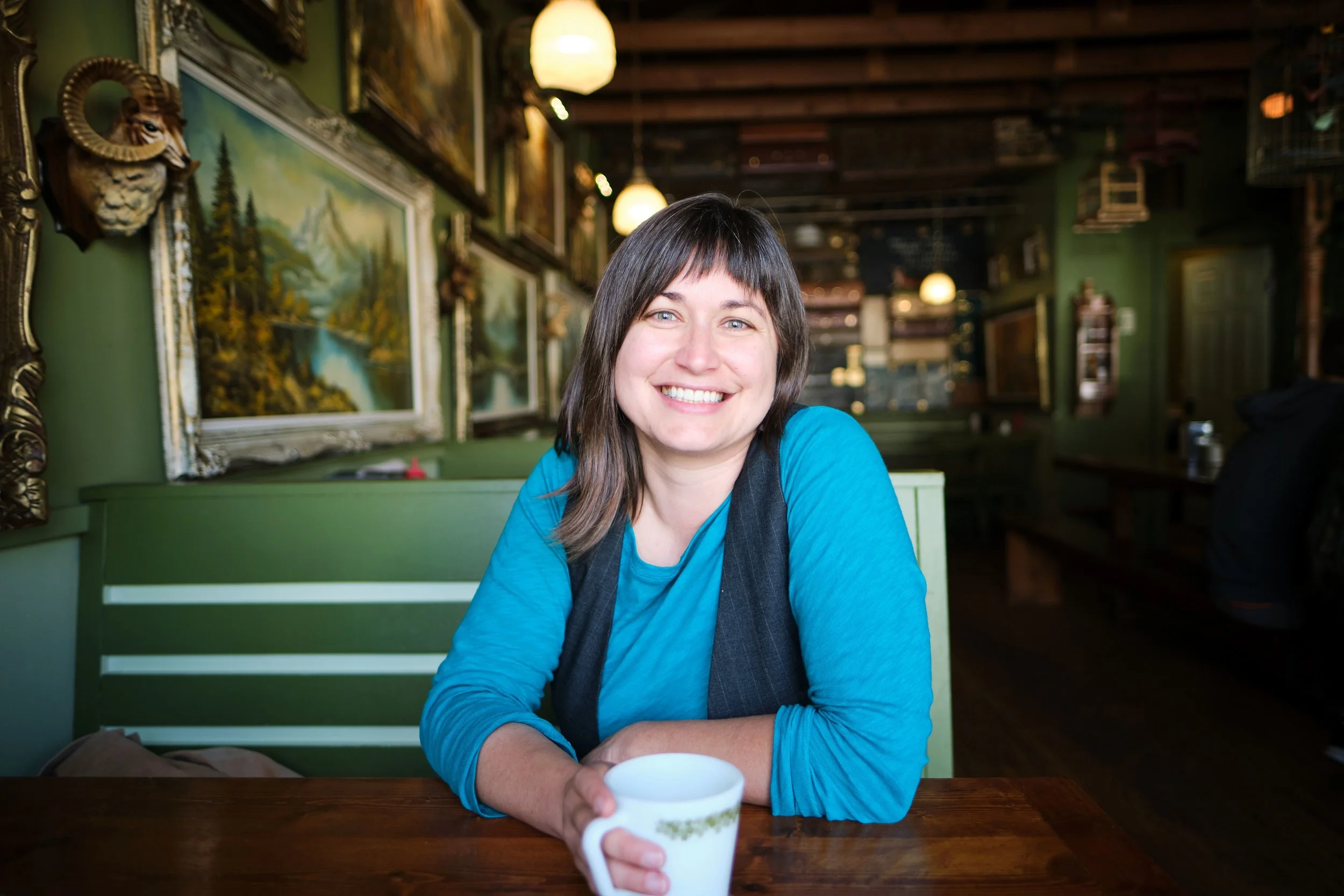 Regina: Carla Harris