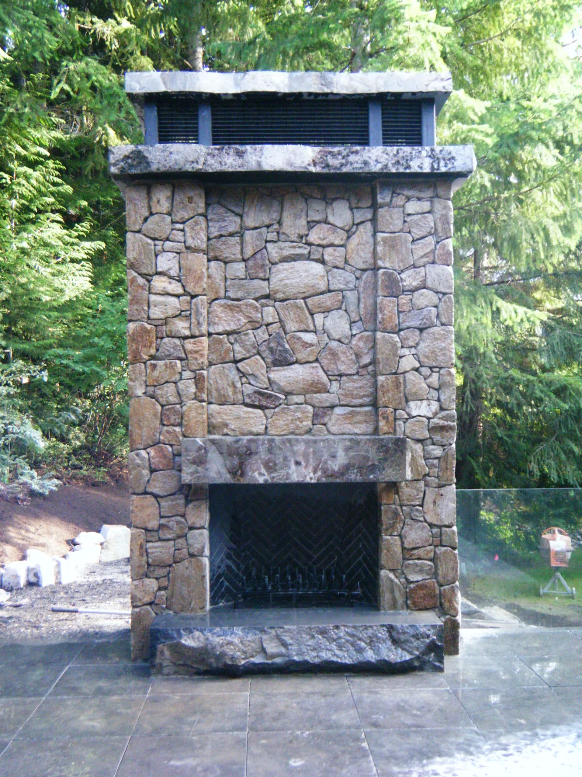 Rylite Outdoor Fireplace.JPG