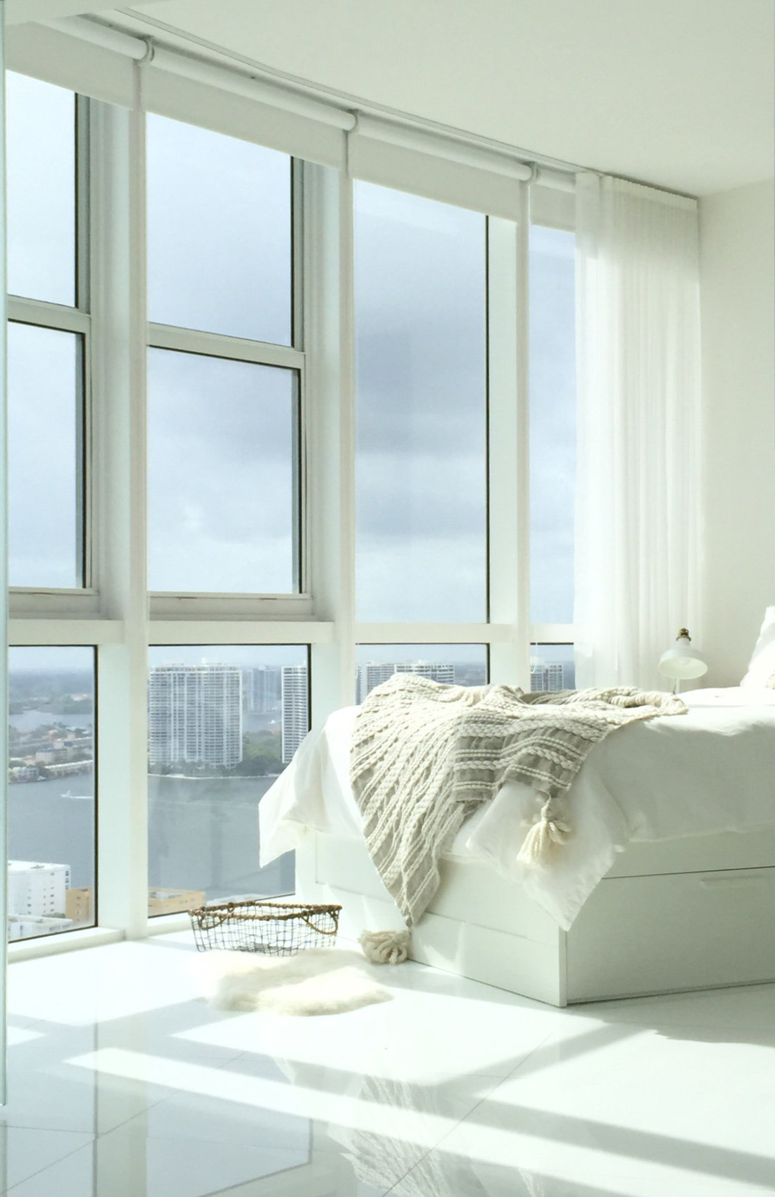 miami bedroom.jpg