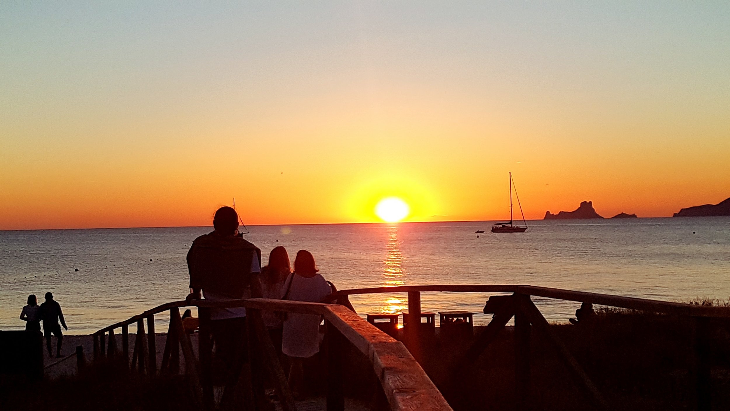 Sunset Beso