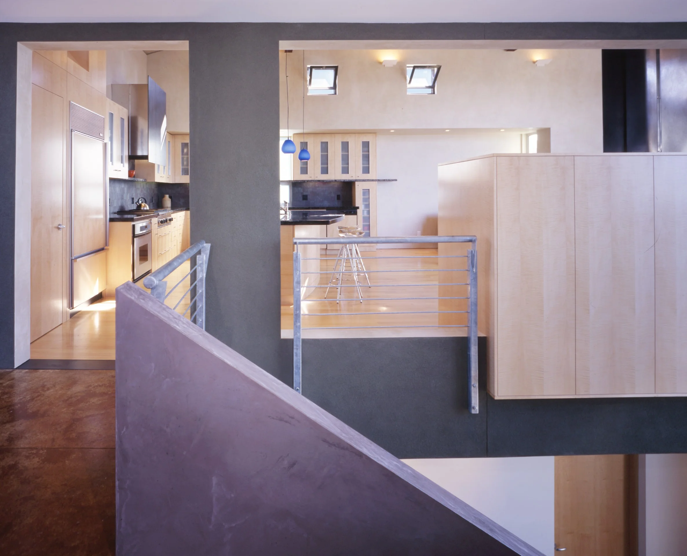 14 Entry towards kitchen.jpg
