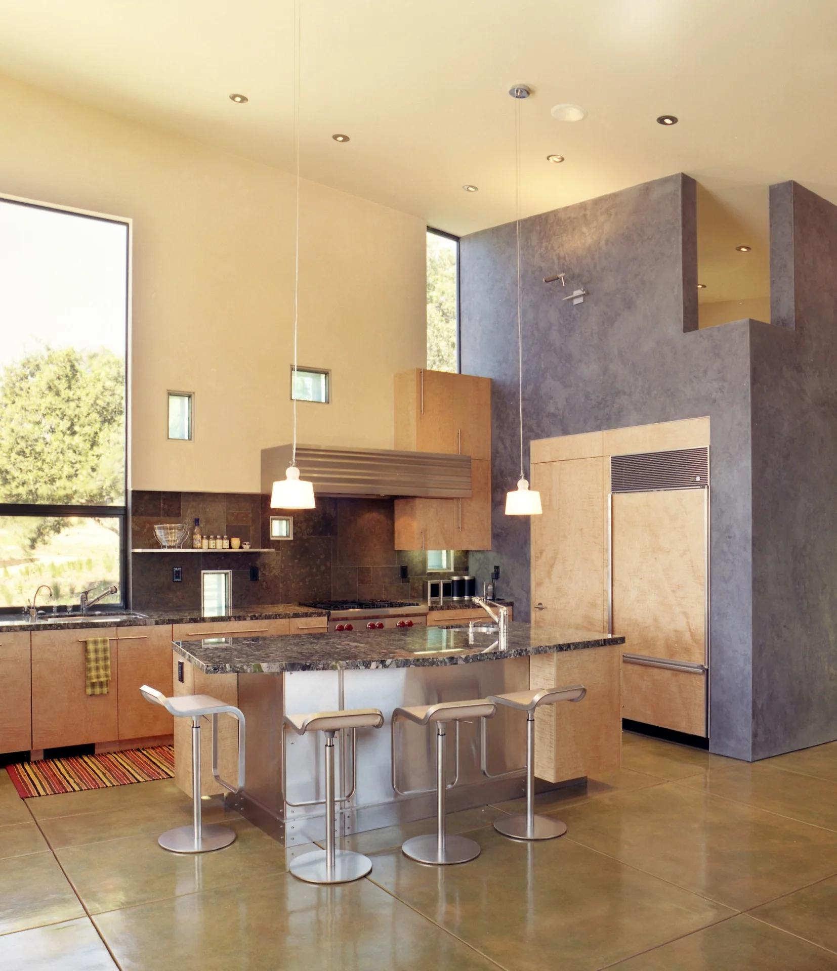 13 kitchen towards pantry - p.jpg