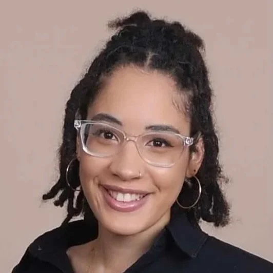 Kelsey Lloyd smiling headshot