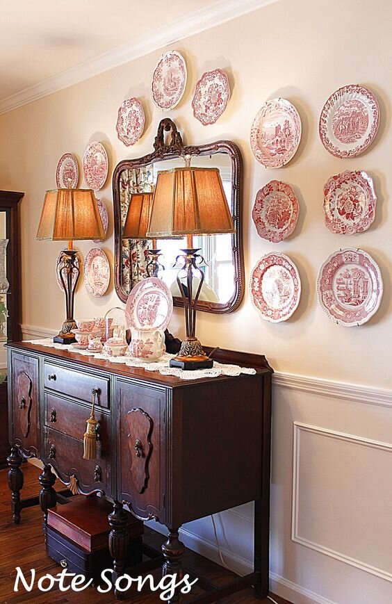 Best Vintage China & Plate Decor Ideas - Wall Decorating Tips & Tricks